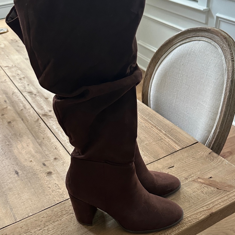 Elegant Brown Knee-High Women's Boots wonderly brand size 10 medium.